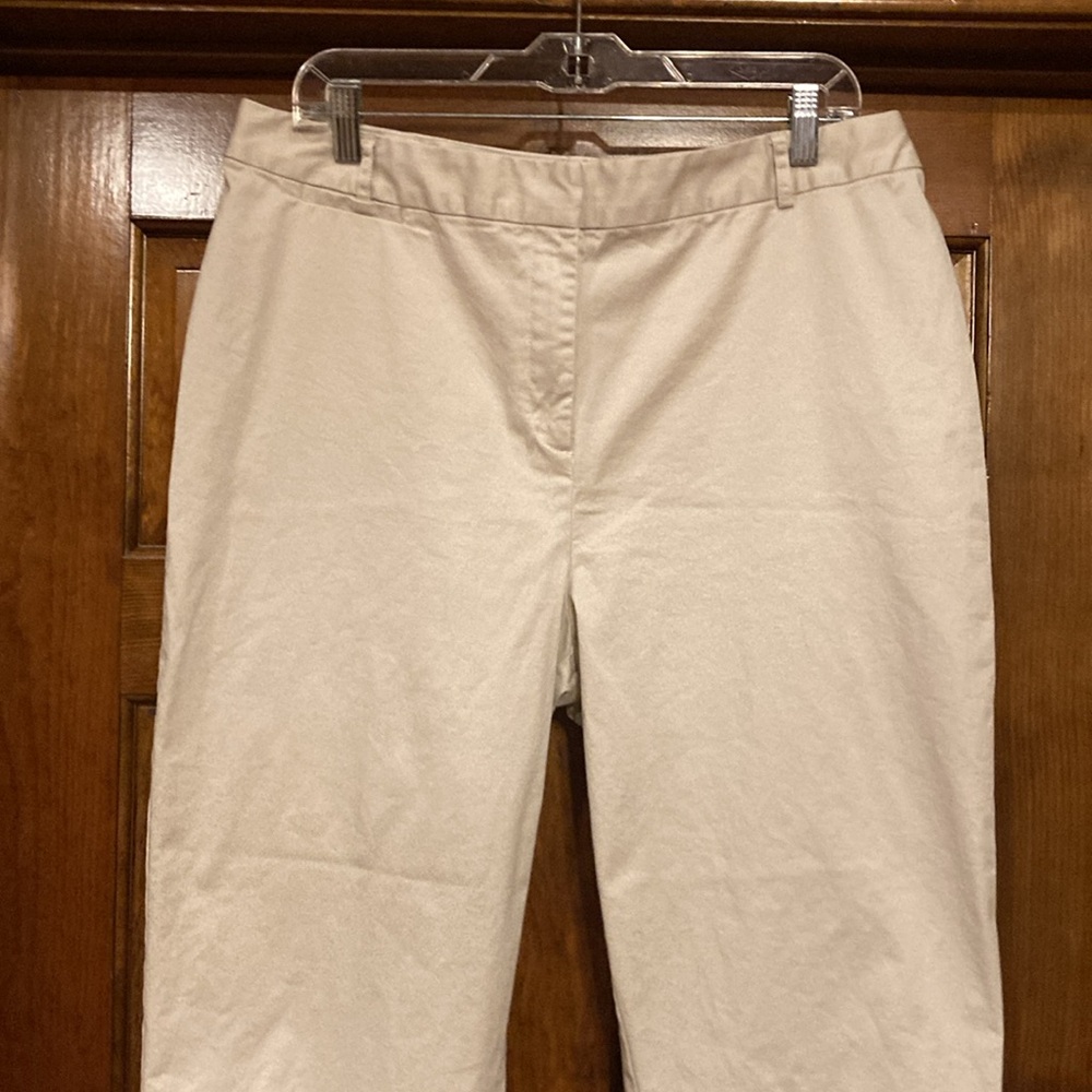 Size 16 Monterey Bay Ivory/Light Khaki Crop Pants - Picture 2 of 10